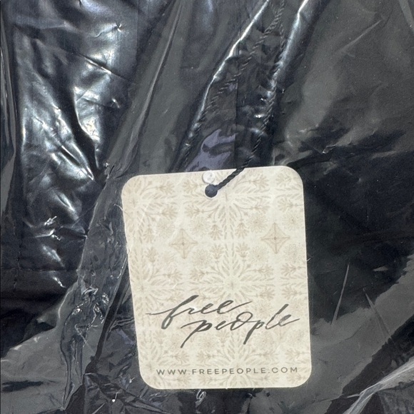 Free People X Universal Standard Everest Black Long Puffer Coat - Picture 9 of 13